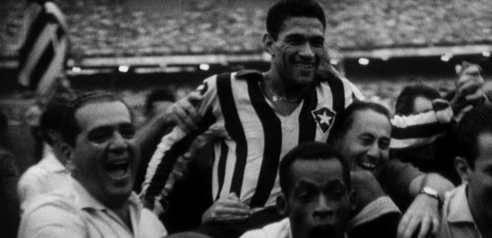 Μανέ Γκαρίντσα: Ο «Τσάρλι Τσάπλιν» της μπάλας λατρεύτηκε πιο πολύ και από τον Πελέ (βίντεο)