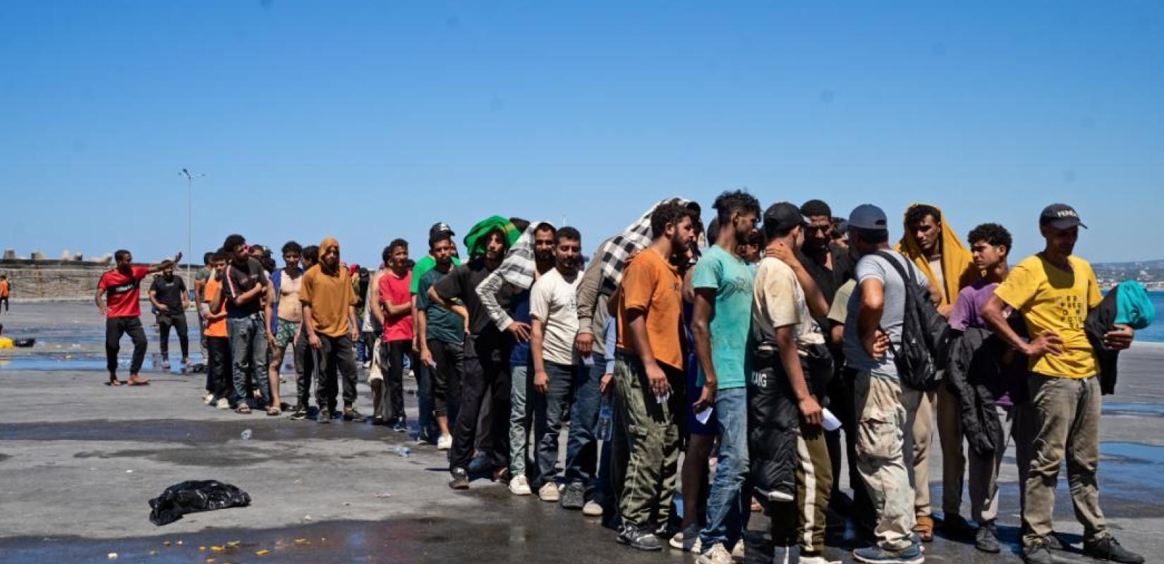 Βάρκα ναυάγησε στην περιοχή των συνόρων Ταϊλάνδης - Μαλαισίας: Mετέφερε περίπου 70 ανθρώπους