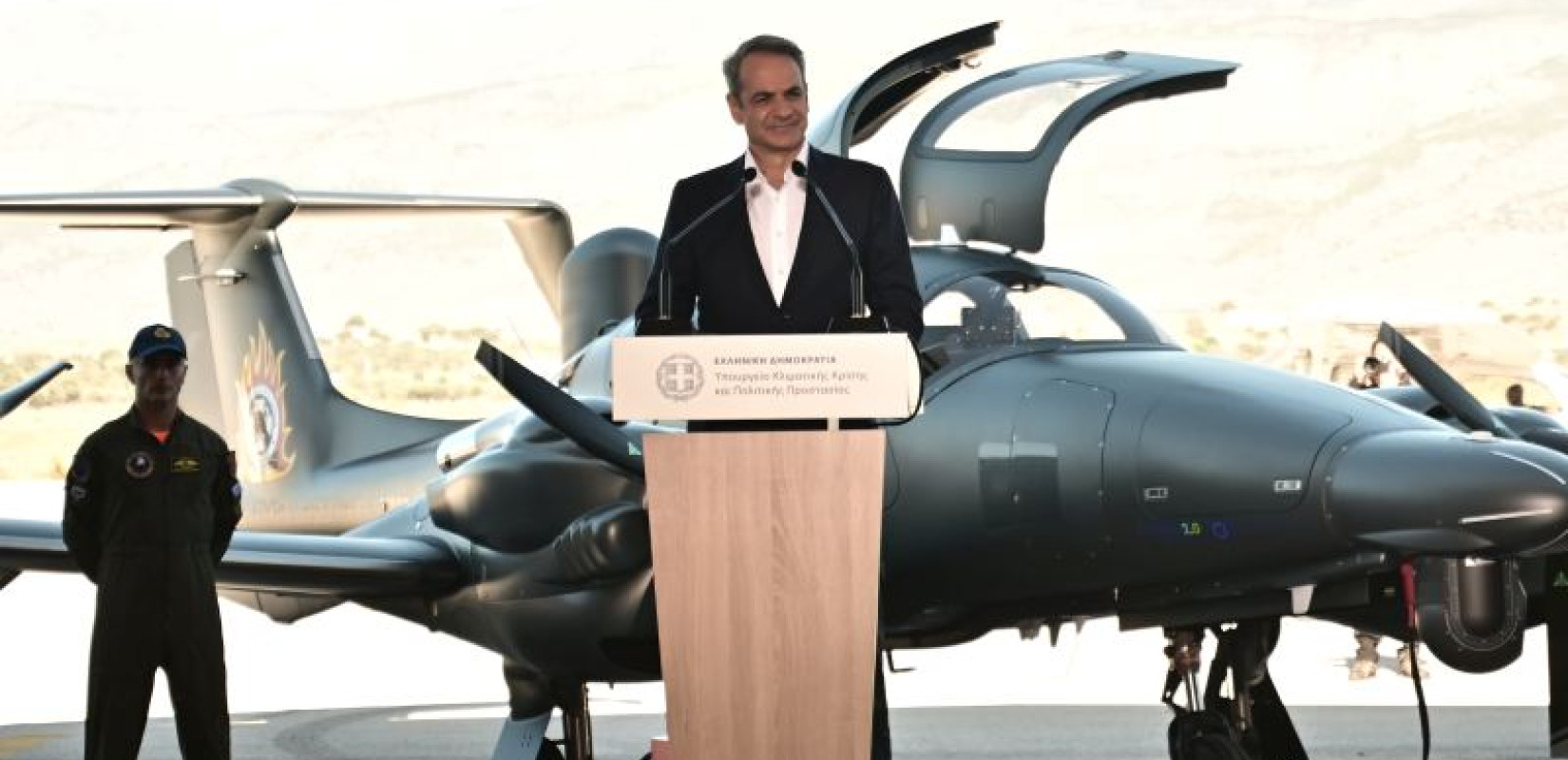 Μητσοτάκης: Η μεγαλύτερη επένδυση στην ασφάλεια η παραλαβή των 3 αεροσκαφών DA62 MPP για την Πυροσβεστική (βίντεο)