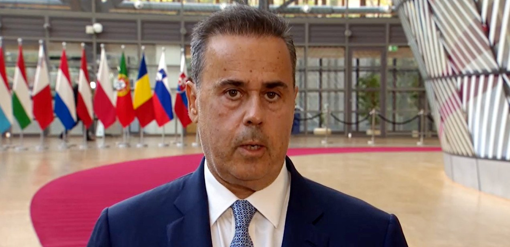 Σ. Παπασταύρου από Βρυξέλλες: «Στηρίζουμε τη μείωση των εκπομπών αερίου χωρίς αποκλεισμούς και ανισότητες» (βίντεο)