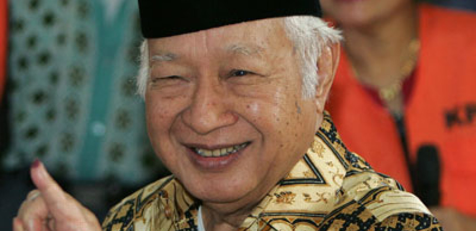 Ινδονησία: Ποιος ήταν ο πρώην δικτάτορας Σουχάρτο που αναγόρευσε σε εθνικό ήρωα η χώρα