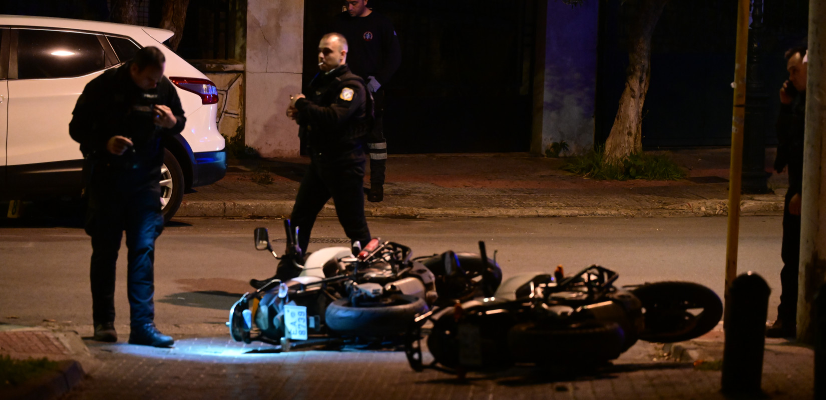 Άγιος Δημήτριος: Έρευνες για τον εντοπισμό διαρρηκτών – Παρέσυραν μηχανές ΔΙΑΣ για να διαφύγουν