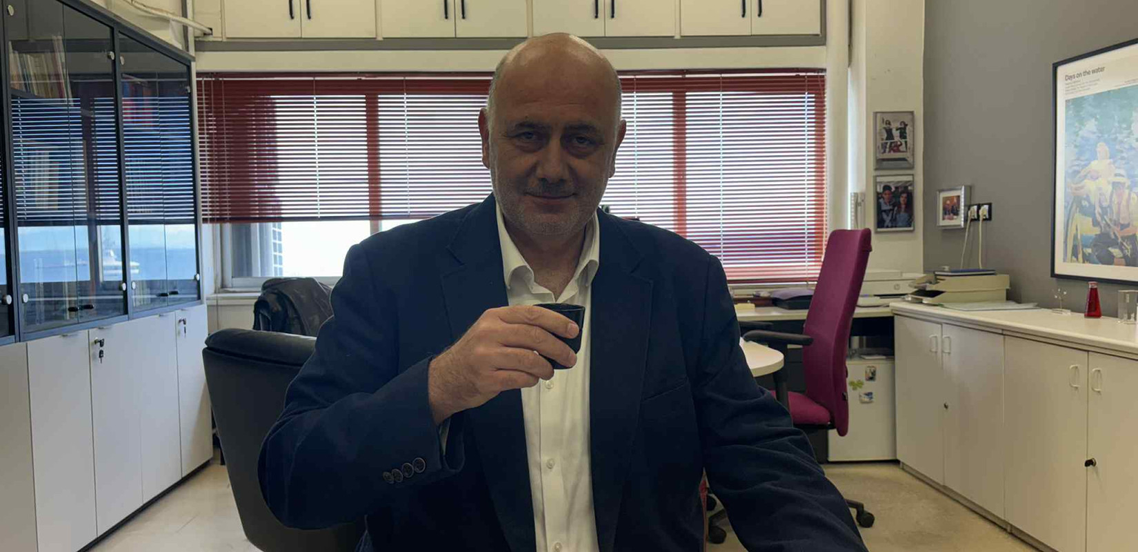 Πρωινός καφές με τον Άγι Παπαδόπουλο (βίντεο)