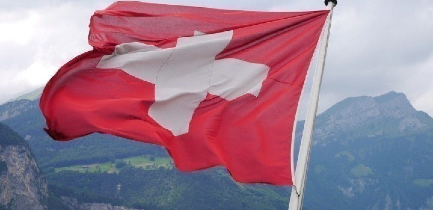 Ελβετία: Επενδύσεις 200 δισεκ. δολαρίων στις ΗΠΑ σε αντάλλαγμα για τη μείωση των δασμών στο 15%