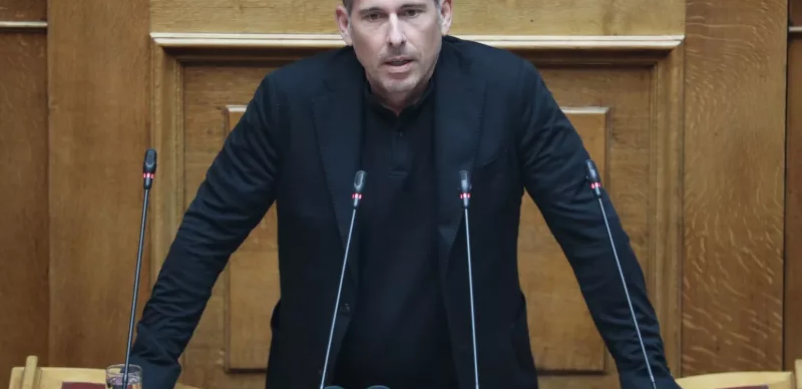 Πλεύση Ελευθερίας: Παραιτήθηκε από βουλευτής ο Διαμαντής Καραναστάσης