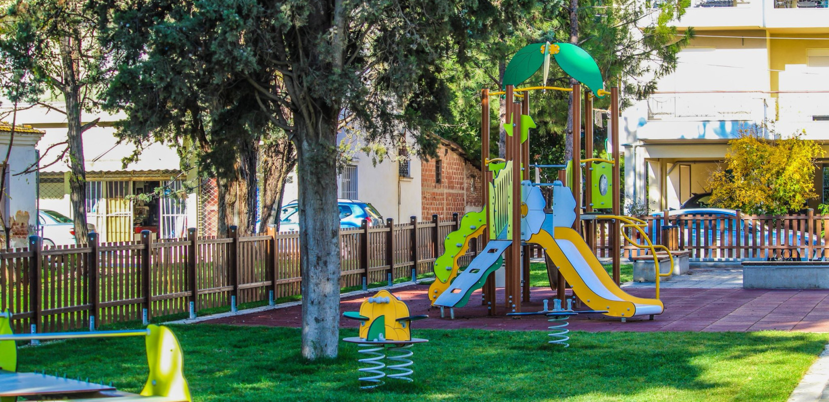 Δήμος Δέλτα: Δύο νέες, σύγχρονες παιδικές χαρές στη Σίνδο