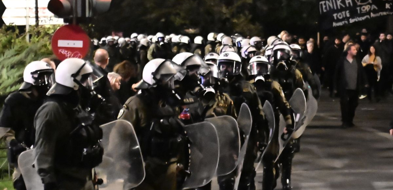 Αστυνομία: Σε περιβάλλον ειρηνικής συνύπαρξης οι πορείες στην Αθήνα για το Πολυτεχνείο