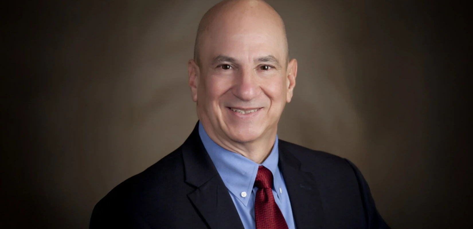 Εισαγγελέας Πίτερ Σκανδαλάκης: Aυτοδιορίστηκε στην υπόθεση κατά του Τραμπ για απόπειρα ανατροπής του εκλογικού αποτελέσματος