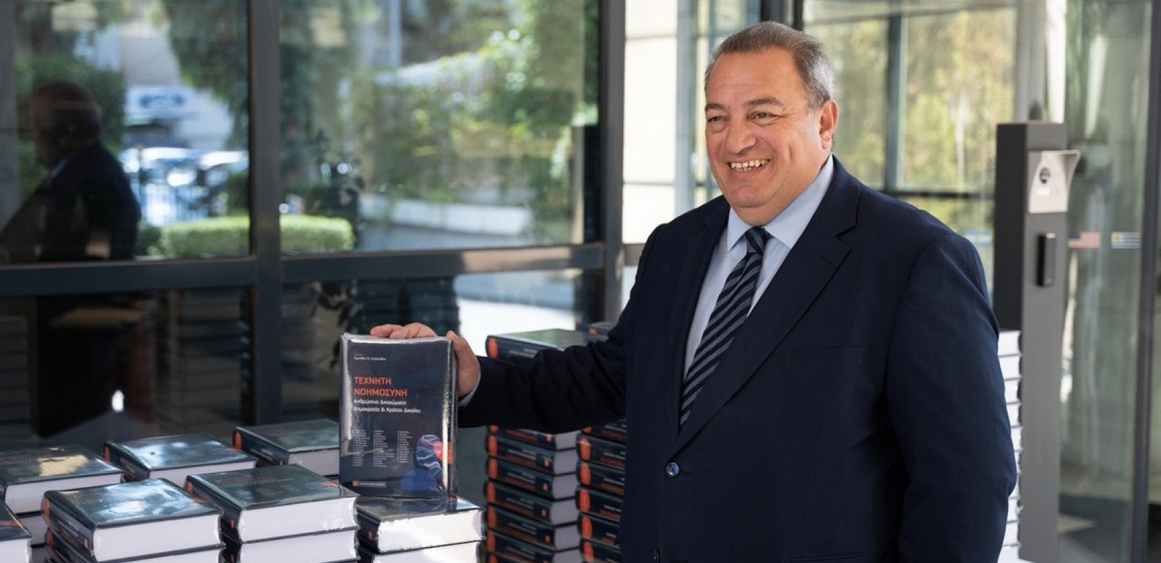 Ευριπίδης Στυλιανίδης στη «ΜτΚ»: Η λαϊκή παράταξη είναι ο μεγαλύτερος εχθρός του λαϊκισμού και του ελιτισμού!