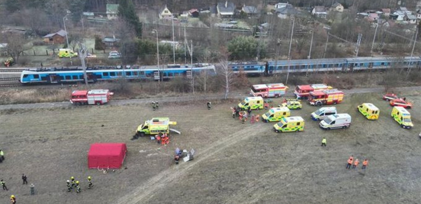 Τσεχία: Πάνω από 40 τραυματίες μετά από μετωπική σύγκρουση τρένων - Οι πέντε πολύ σοβαρά