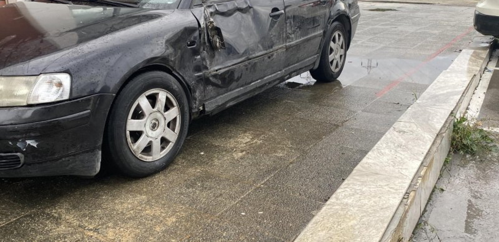 Θεσσαλονίκη: Σοβαρό τροχαίο με νταλίκα στην Εθνική Οδό Θεσσαλονίκης-Καβάλας - Ένα ζευγάρι τραυματίστηκε, πολυτραυματίας ο άνδρας