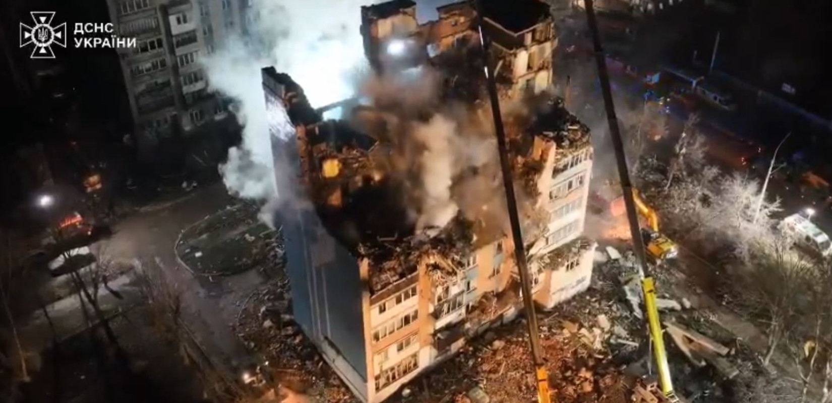 Β. Ζελένσκι: «Η τύχη 22 ανθρώπων από την χθεσινή επίθεση στην Τερνοπίλ αγνοείται» (βίντεο)