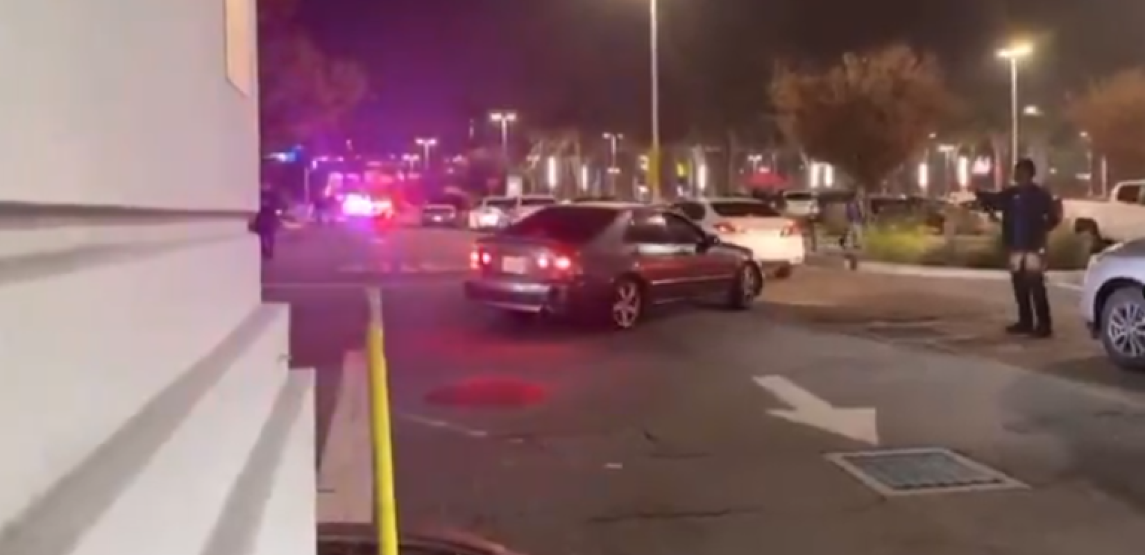 Πυροβολισμοί σε εμπορικό κέντρο στην Καλιφόρνια ανήμερα της Black Friday – Τρεις τραυματίες