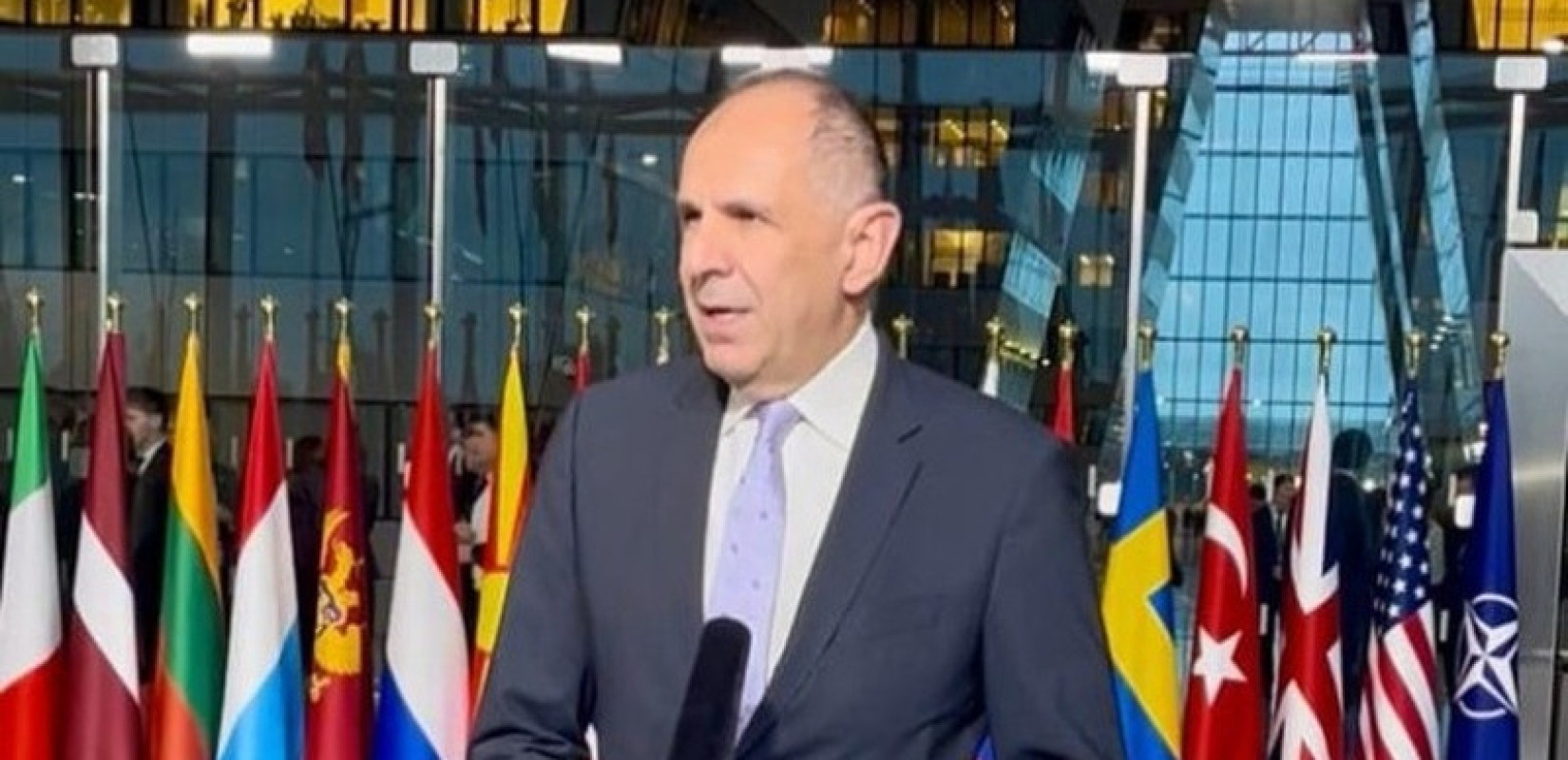 Στις Βρυξέλλες ο Γιώργος Γεραπετρίτης: Στο επίκεντρο Μέση Ανατολή, Ιράν και Ουκρανία