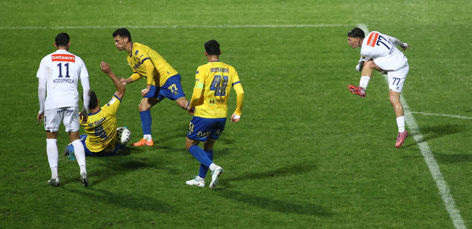 Κύπελλο: Ο Ηρακλής έμεινε στο 0-0 με τον Παναιτωλικό και ψάχνει ένα θαύμα για την πρόκριση