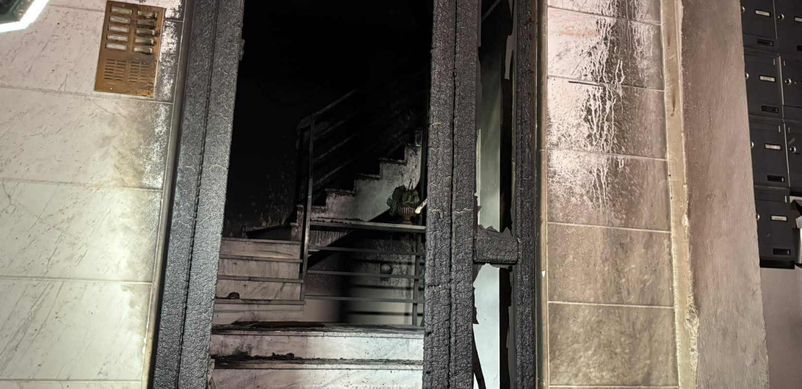 Θεσσαλονίκη: Πρώην υπάλληλος της ΕΥΠ ο πιθανός στόχος της επίθεσης με γκαζάκια