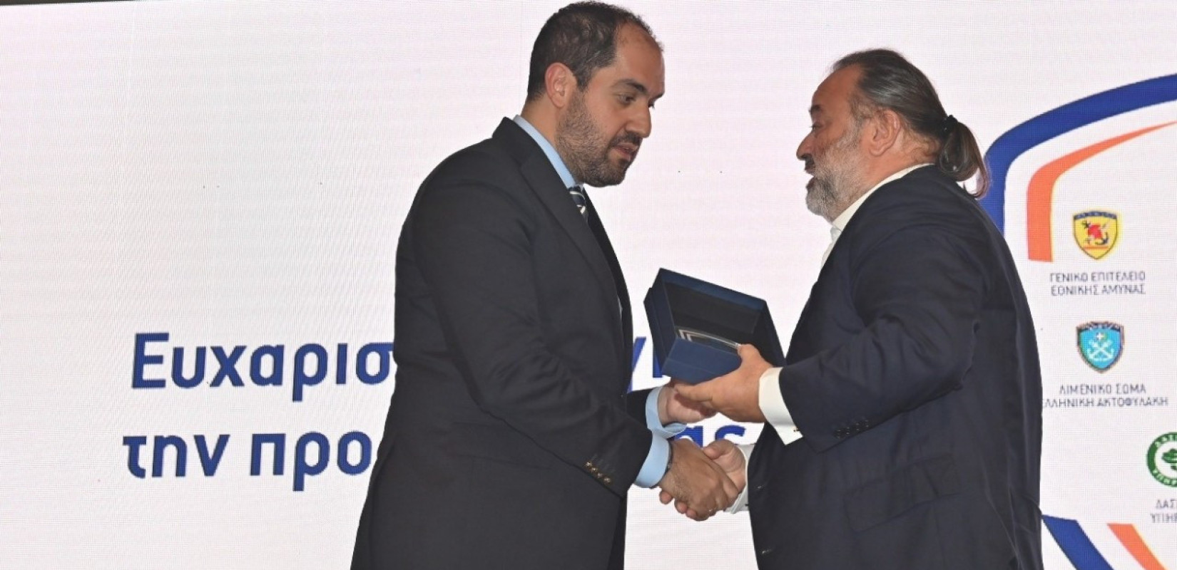 Μάριος Ηλιόπουλος και SEAJETS βραβεύτηκαν για τη συμβολή τους στην κατάσβεση πυρκαγιών (βίντεο)