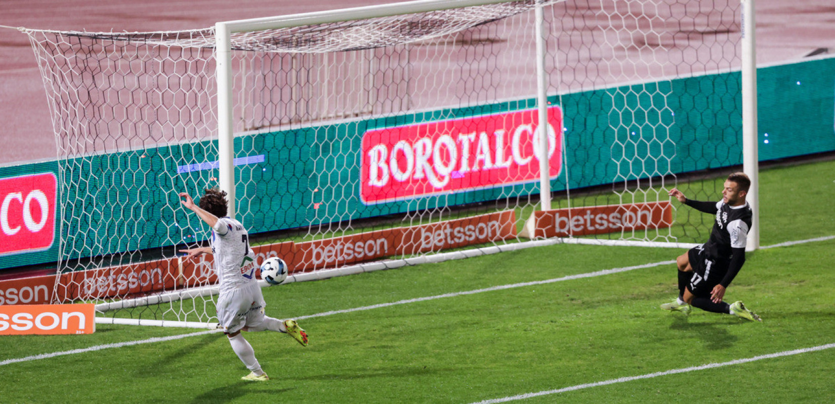 Super League: Με οδηγό τον Λάμπρου ο Βόλος