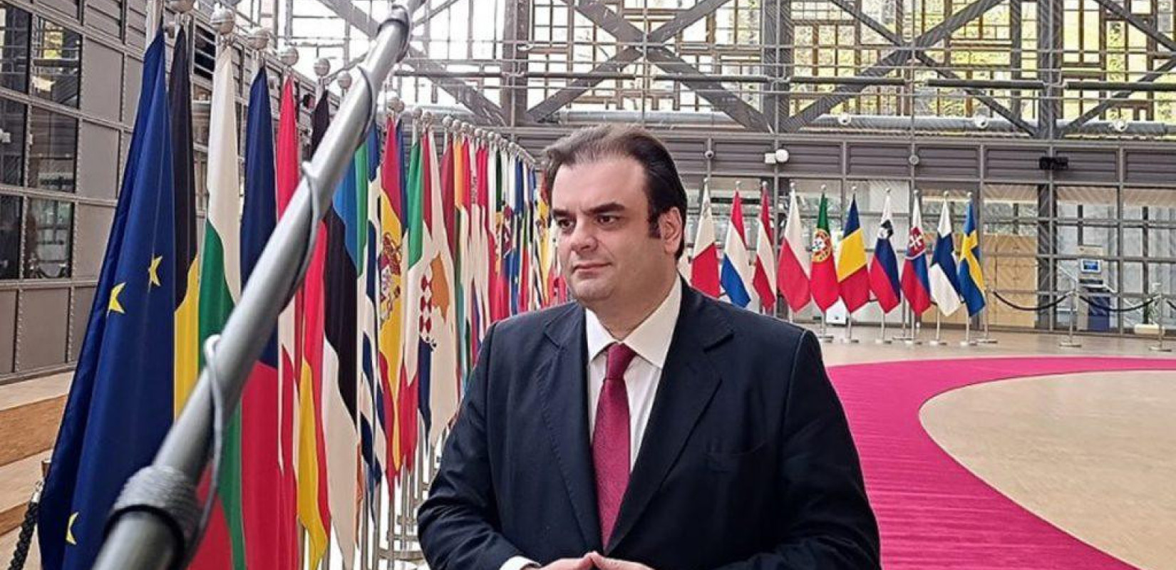 Πιερρακάκης για το Εurogroup: Μάχη για 11 ψήφους