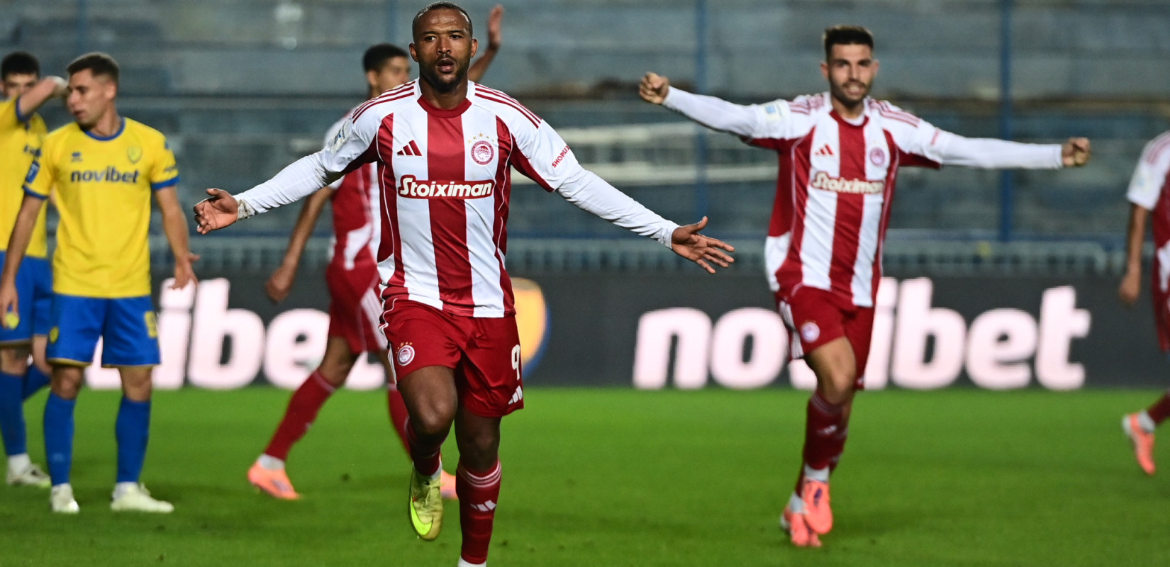 Super League: Λυτρωτής ο Ελ Κααμπί για τον Ολυμπιακό στο Αγρίνιο