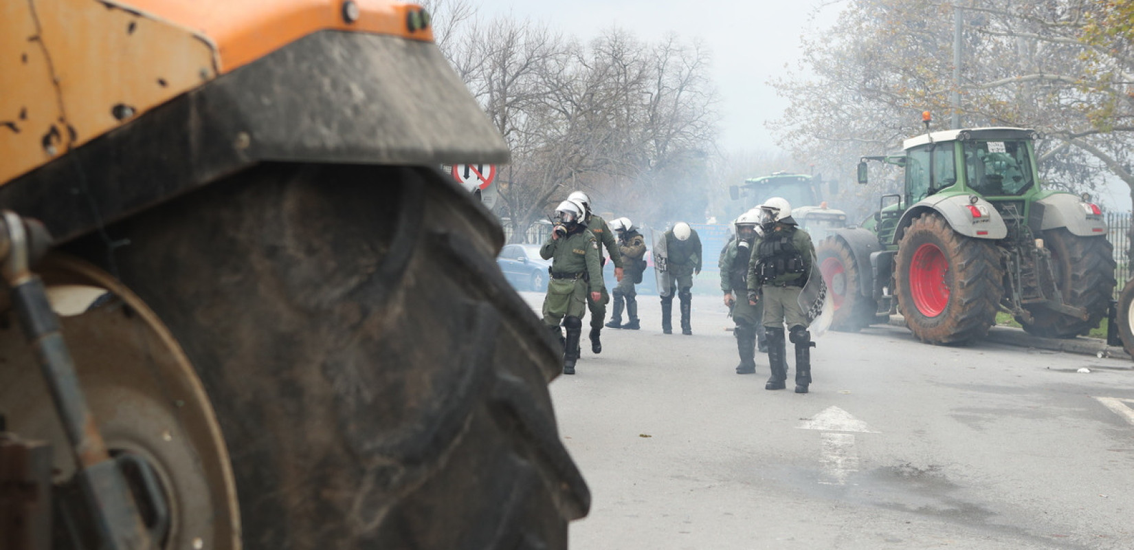 Θεσσαλονίκη: Ένταση στον δρόμο προς το αεροδρόμιο «Μακεδονία» - Αστυνομικές δυνάμεις στην περιοχή