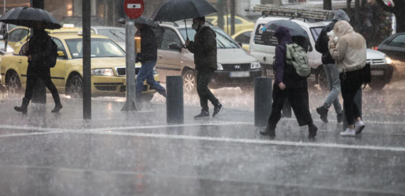 Ο Byron χτυπά και τη Θεσσαλονίκη: Στο «κόκκινο» για πλημμύρες το κέντρο της πόλης - Κίνδυνος στις Ιρλανδικές γέφυρες