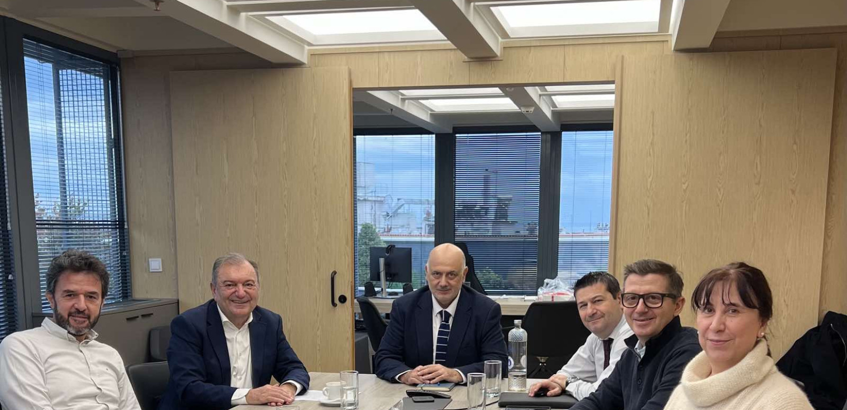 Συνάντηση Καϊτεζίδη με το Δ.Σ. της ΕΥΑΘ Συνεργασία για το νερό με ασφάλεια