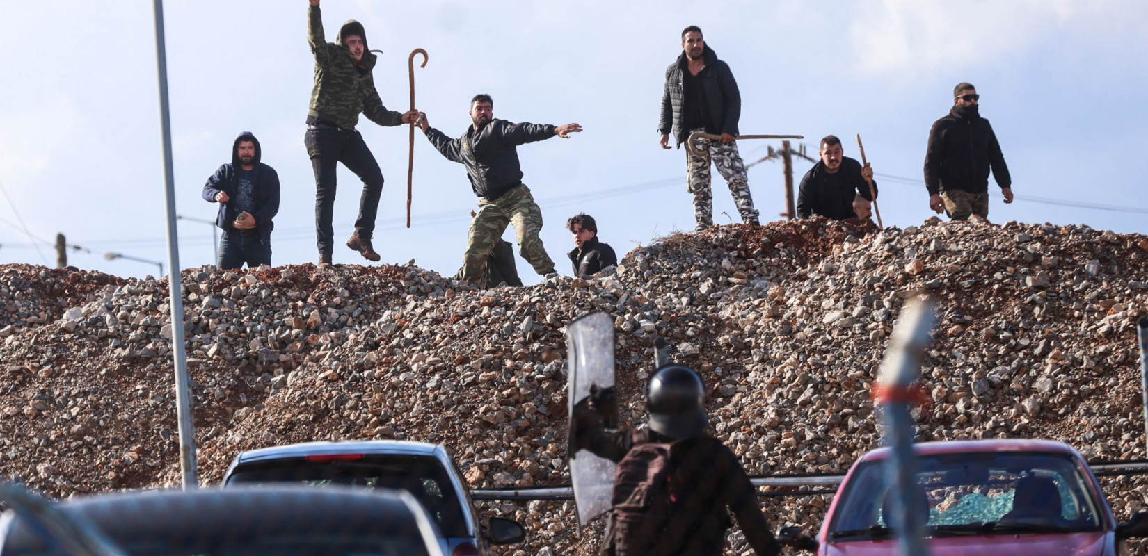 ΣΥΡΙΖΑ: Η κυβέρνηση θέλει να οδηγήσει σε κοινωνικό αυτοματισμό με τους αγρότες