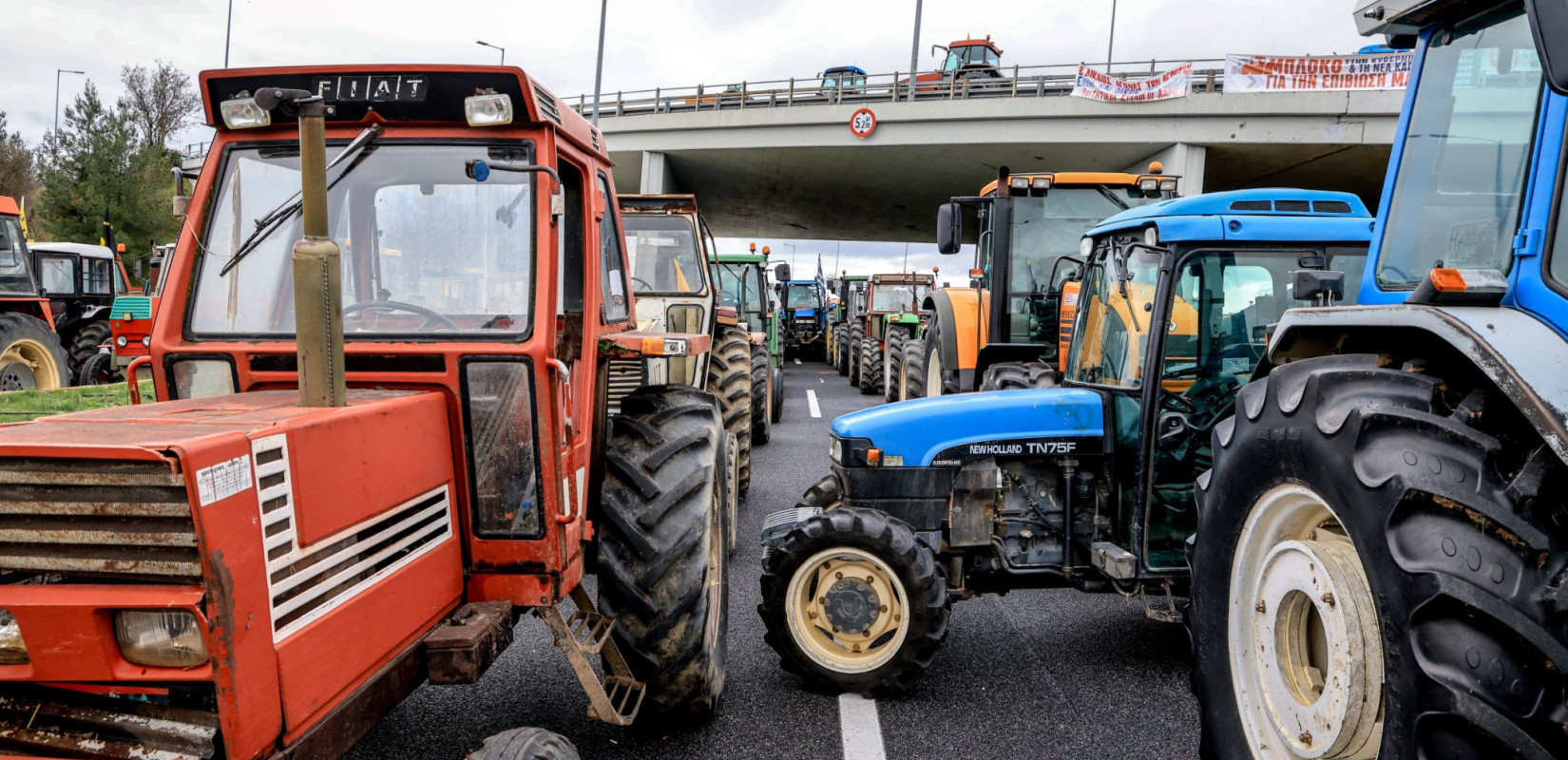 Μάλγαρα - Μπλόκα αγροτών: Δίωρος αποκλεισμός στο ρεύμα προς Θεσσαλονίκη - Κλειστό αυτό της Αθήνας