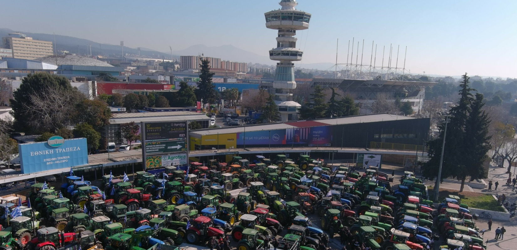 Θεσσαλονίκη: «Απόβαση» των τρακτέρ στη ΔΕΘ για τα εγκαίνια της Agrotica