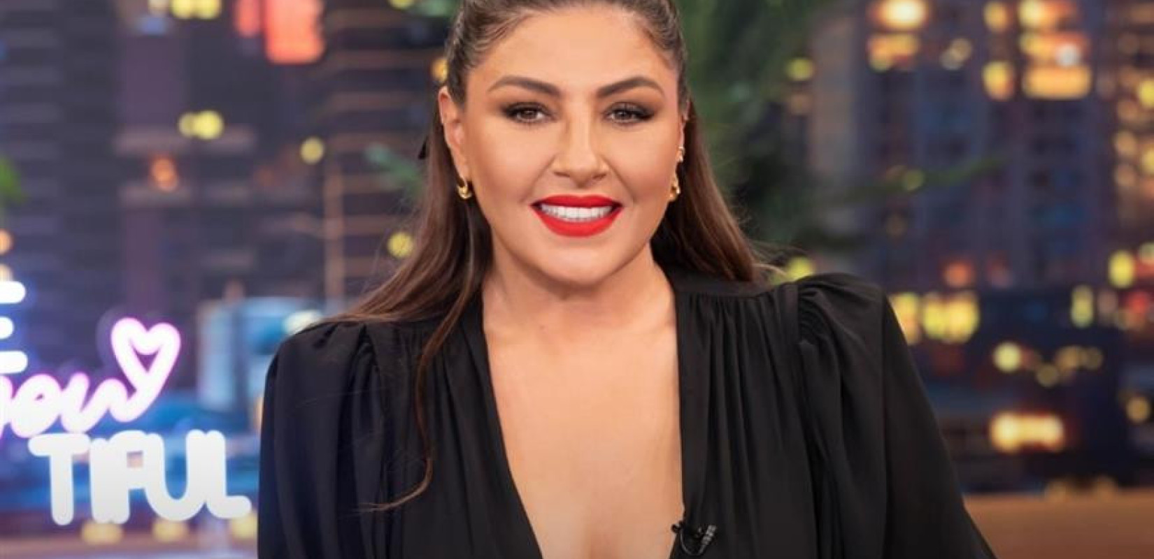 Ελενα Παπαρίζου: Πήρε εξιτήριο από το νοσοκομείο μετά την περιπέτεια της υγείας της