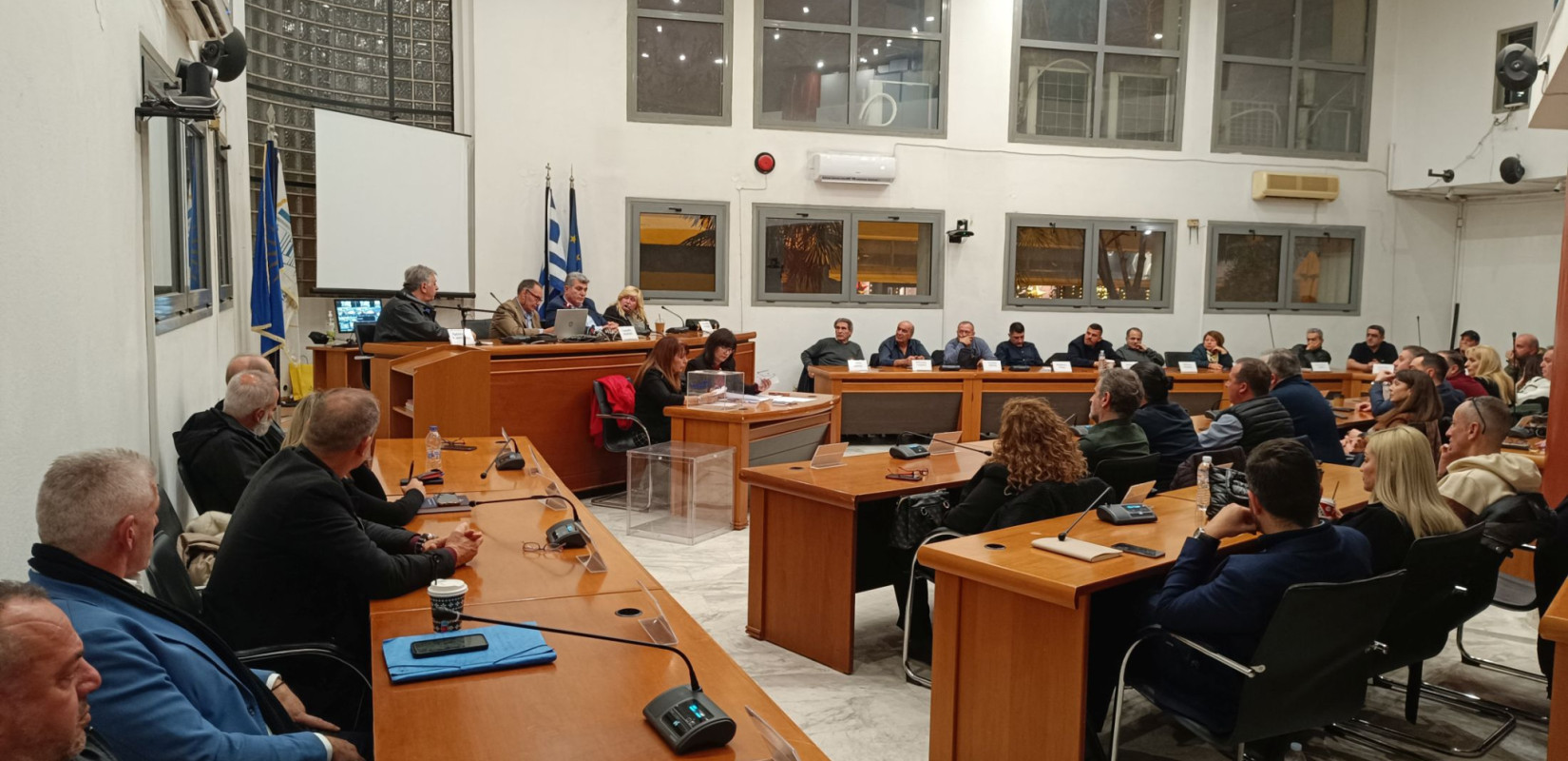 Εύοσμος: Κόντρα δημάρχου Λ. Αλεξανδρίδη - Μ. Πουρσανίδου με φόντο την αποχώρησή της: «Τον προδότη δεν αγάπησε ποτέ κανείς»