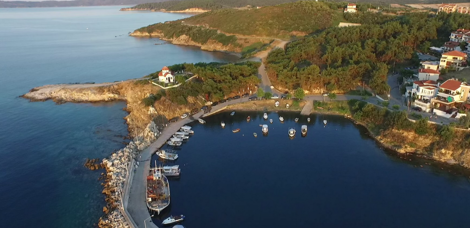 Χαλκιδική: Η Διώρυγα του Ξέρξη, «επανεμφανίζεται» για τουρισμό - Ιρανοί αξιωματούχοι πολιτισμού επισκέπτονται το χώρο