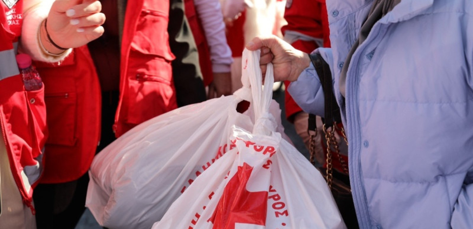 Θεσσαλονίκη: 300 ευάλωτοι συμπολίτες μας θα λάβουν τρόφιμα από τον Ελληνικό Ερυθρό Σταυρό