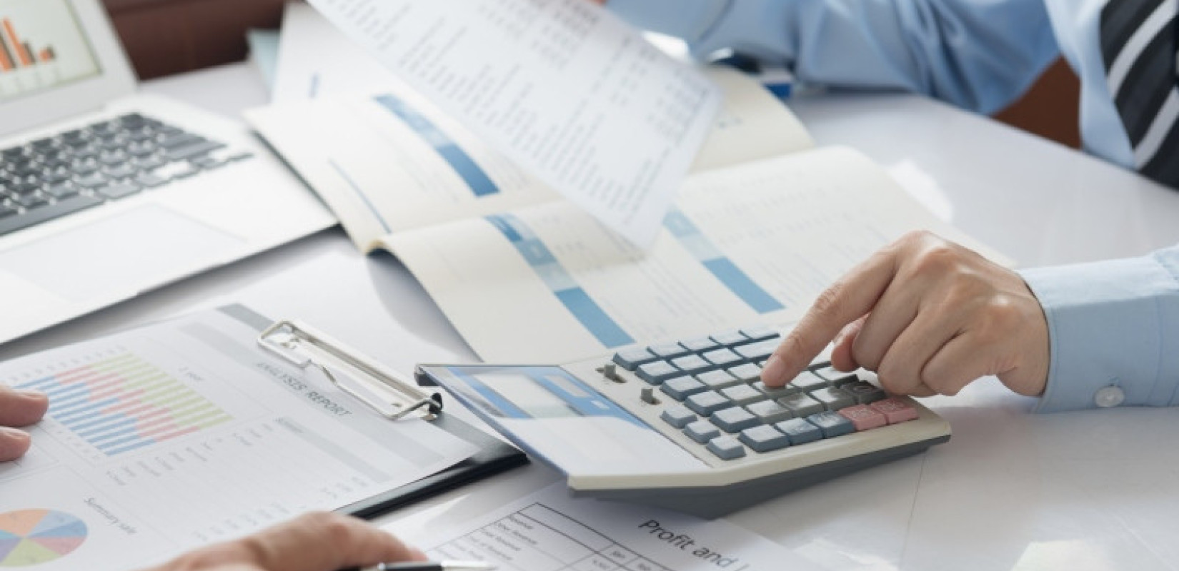 ΑΑΔΕ: Αυξημένοι οι δηλωθέντες τζίροι ελεύθερων επαγγελματιών το 2024 - Ποιοι κλάδοι ξεχωρίζουν