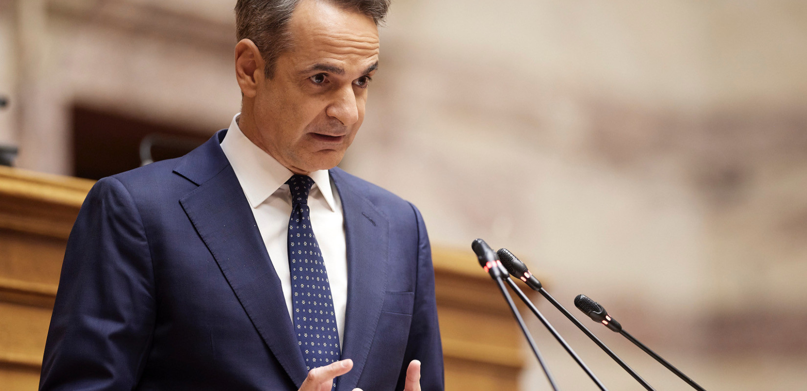 Μεταξύ Βρυξελλών και μπλόκων