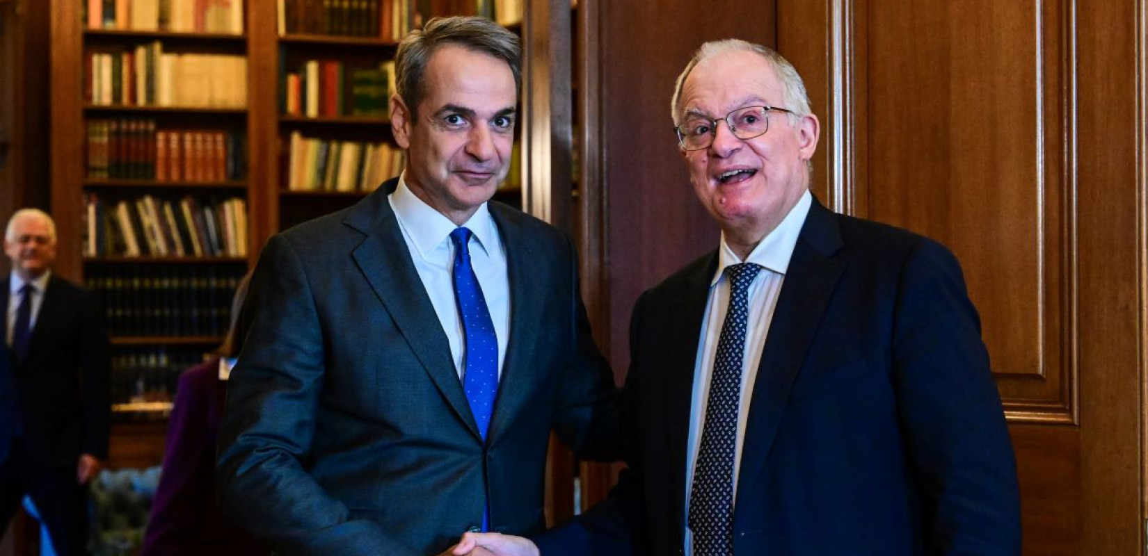 Κ. Μητσοτάκης - σε συνάντηση με τον Κ. Τασούλα: «Τα μέτρα στήριξης των αγροτών κινούνται στην σωστή κατεύθυνση»