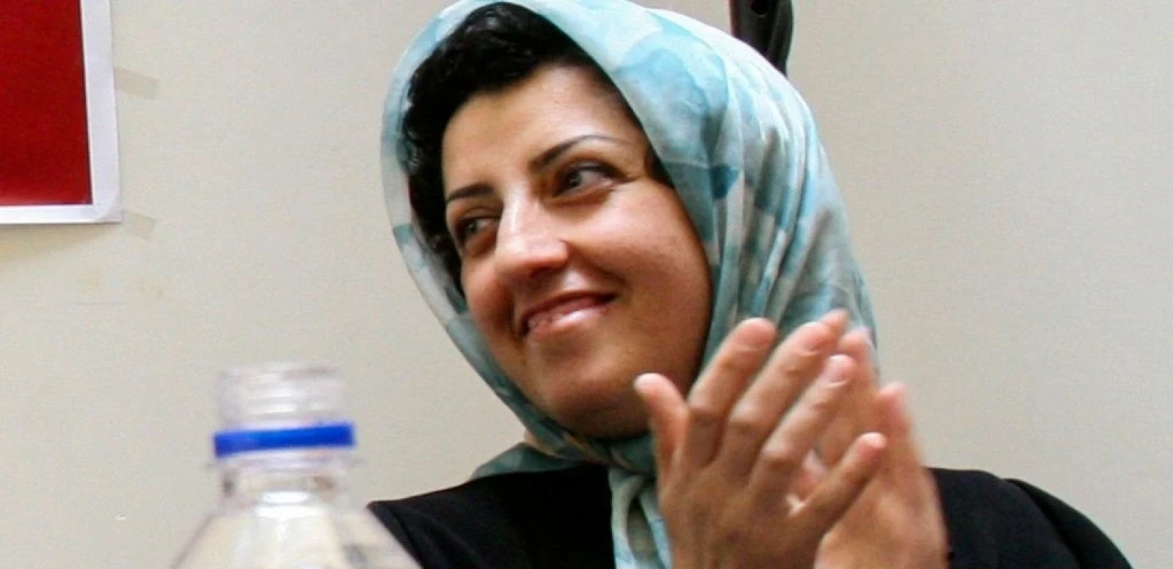 Γαλλία: Η βραβευθείσα με Νόμπελ Ειρήνης Ναργκίς Μοχαμαντί συνελήφθη στο Ιράν