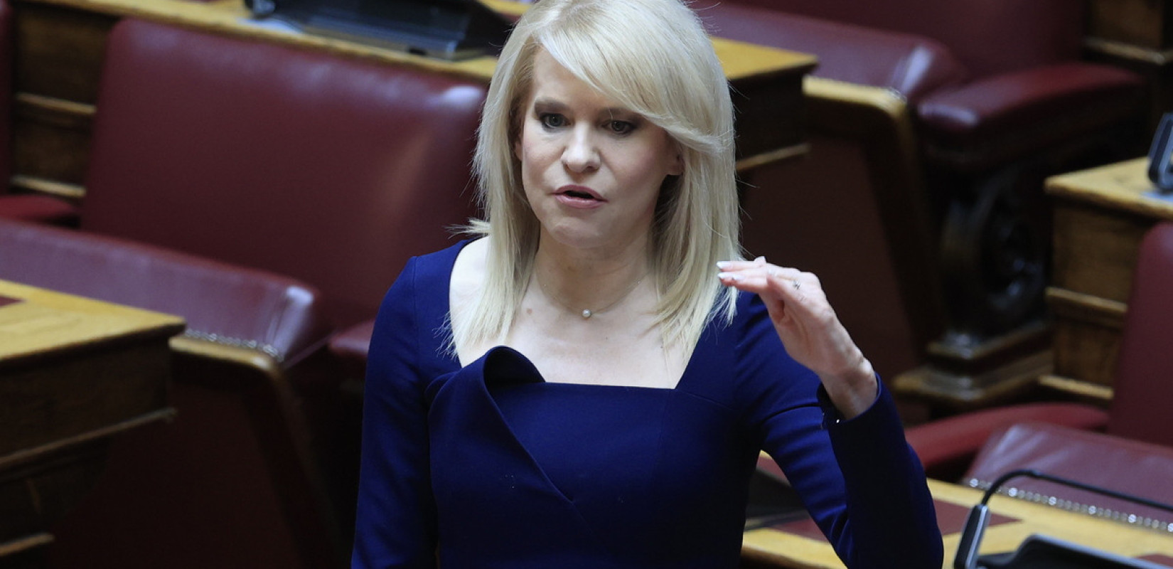 Θεοδώρα Τζάκρη στη «ΜτΚ»:  Ή η κοινωνία θα σωθεί ή ο Μητσοτάκης. Και τα δύο μαζί δεν γίνονται!