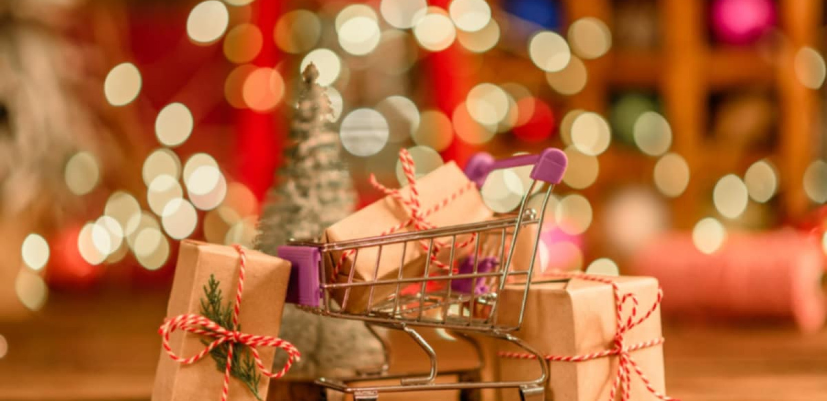 Θεσσαλονίκη: Στο πνεύμα των Χριστουγέννων ποντάρει η αγορά – Οι προσδοκίες για τόνωση τζίρου και το «Χωριό των Μαγεμένων»