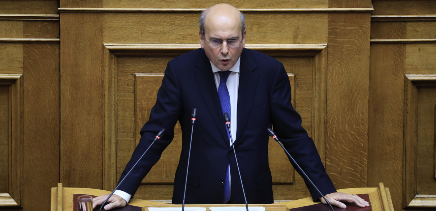 Διαψεύδει το γραφείο του Κωστή Χατζηδάκη δημοσιεύματα για συνάντηση με πρόσωπο της «λίστας Έπσταϊν»