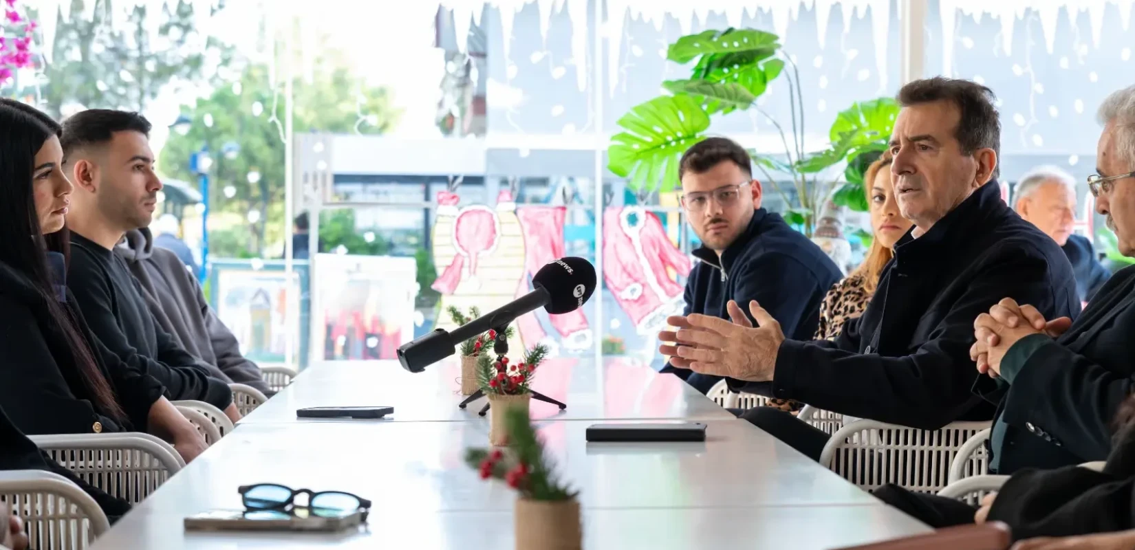 Μ. Χρυσοχοΐδης: Σε συνάντηση με νέους τσιγγάνους ενεργούς πολίτες - Στο επίκεντρο η κοινωνική συμβίωση