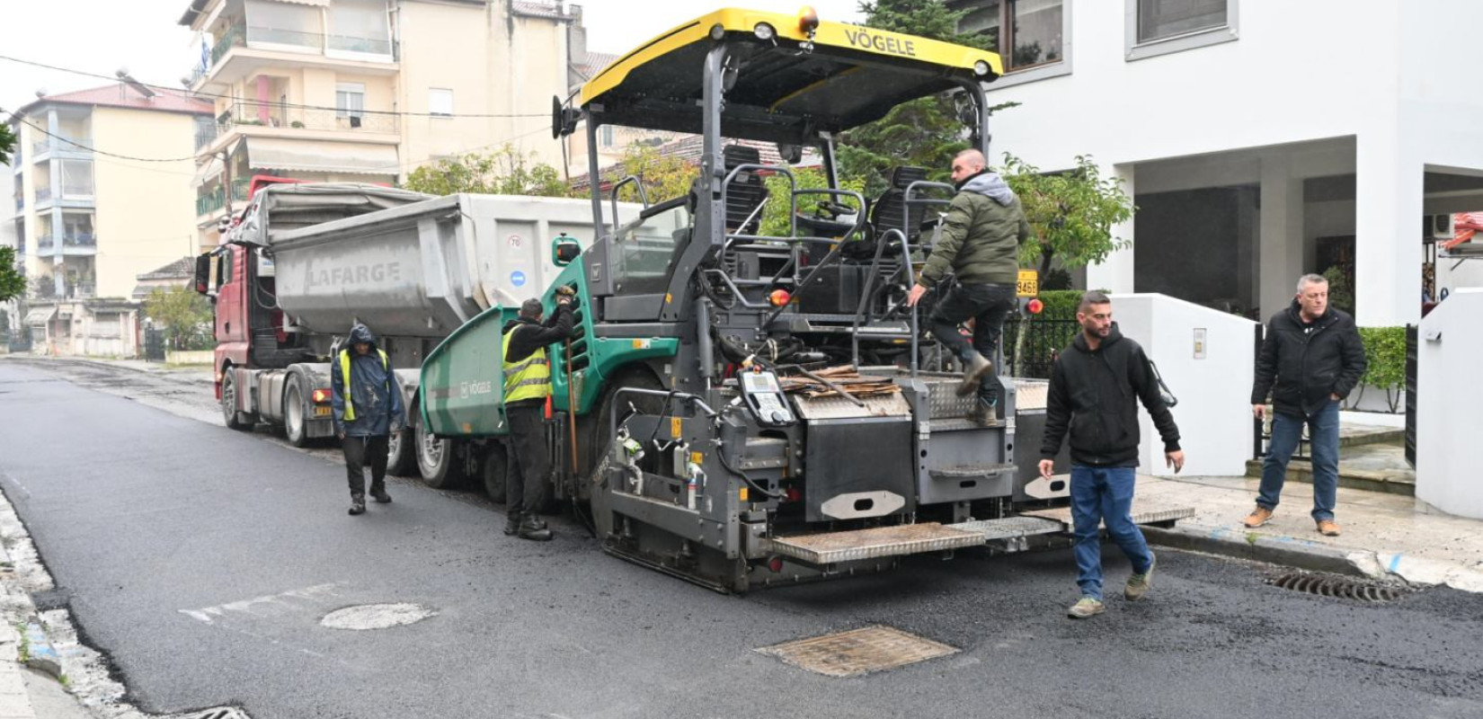 Κατερίνη: Συνεχίζονται οι ασφαλτοστρώσεις