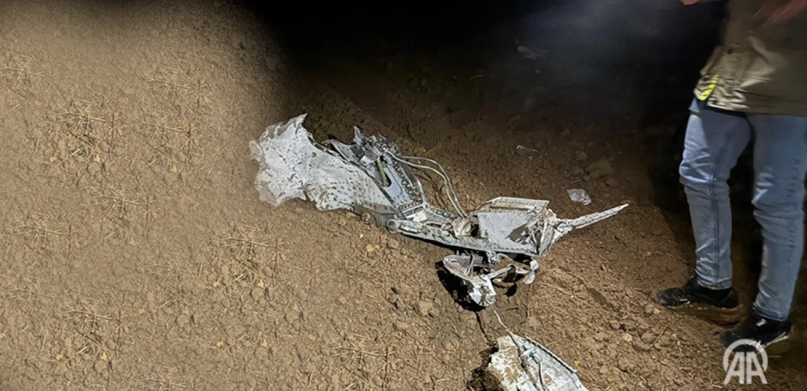 Ελληνίδα αεροσυνοδός ανάμεσα στους νεκρούς από την συντριβή του Falcon 50 όπου σκοτώθηκε ο Λίβυος στρατηγός