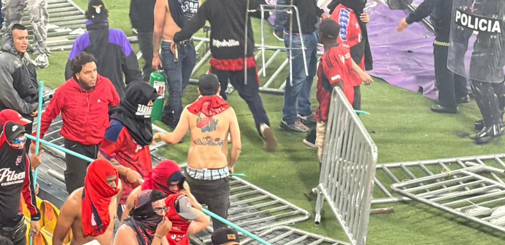 Χάος στην Κολομβία: Άγρια επεισόδια στον τελικό κυπέλλου (βίντεο)