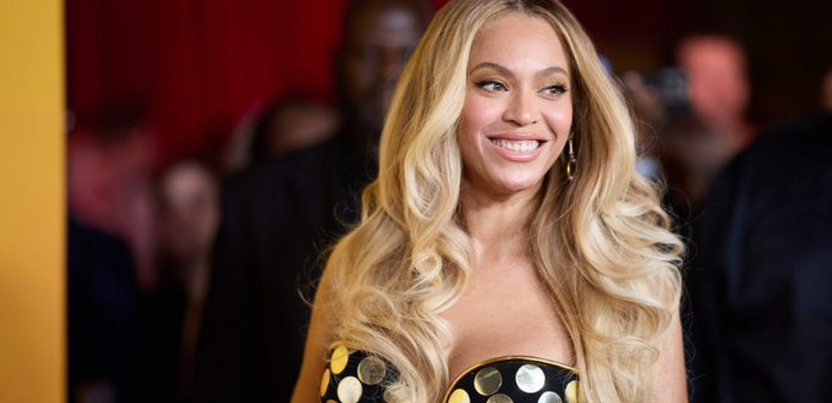 Η Beyoncé και επίσημα στην λίστα των δισεκατομμυριούχων