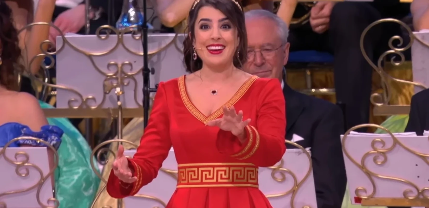 Ολλανδία: Τα ελληνικά κάλαντα από την ορχήστρα Γιόχαν Στράους - Δείτε το viral βίντεο