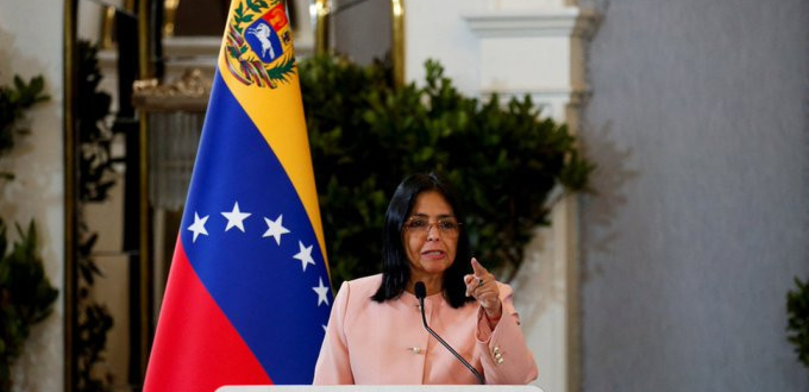 Προσωρινή πρόεδρος της Βενεζουέλας η Ντέλσι Ροντρίγκες