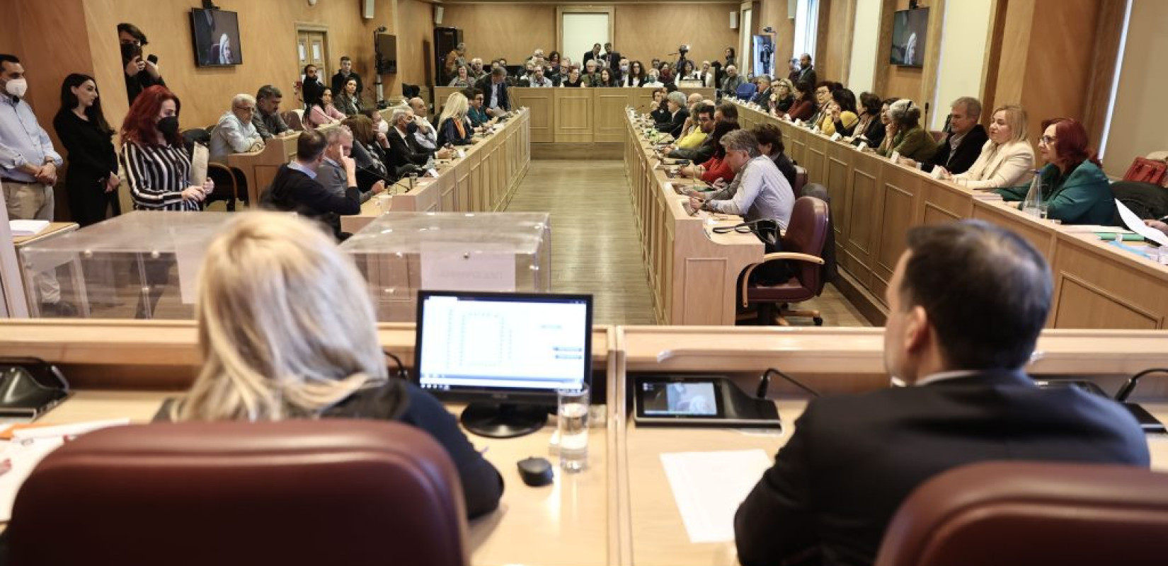 Νέοι αντιδήμαρχοι και εντεταλμένοι δημοτικοί σύμβουλοι στον Δήμο Αθηναίων – Όλα τα ονόματα