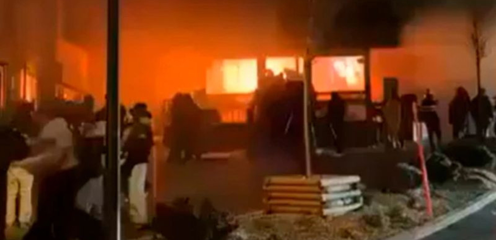 ΥΠΕΞ για την τραγωδία στο Κραν Μοντανά της Ελβετίας: «Είναι κάτι που σε όλους προκαλεί οδύνη και θλίψη» (βίντεο)